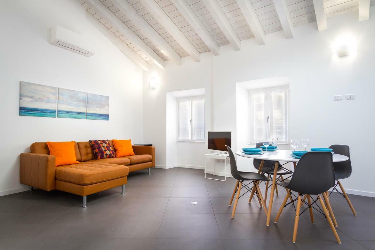 Casa Perlasca เชอร์นอบบิโอ ภายนอก รูปภาพ